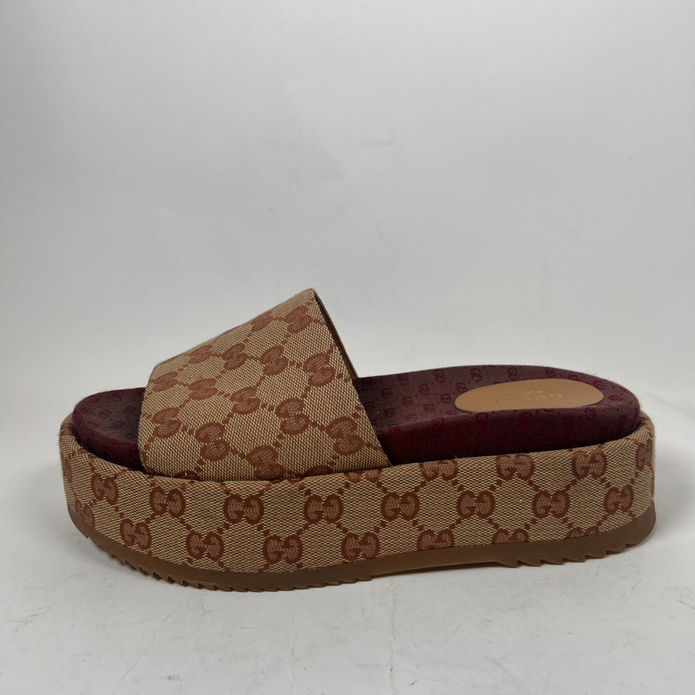 Gucci GG Canvas Platform Sandals Size 38