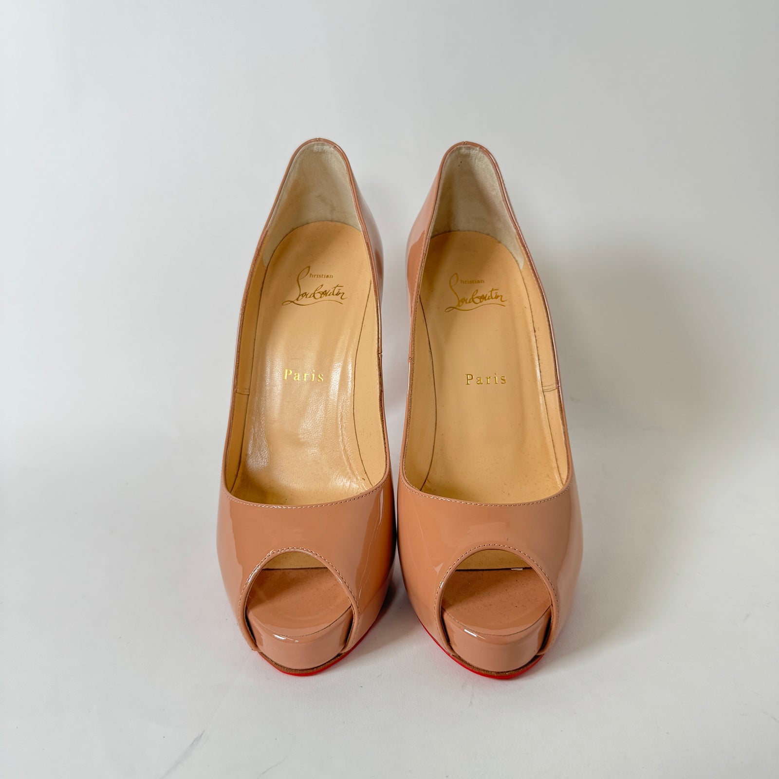 Christian Louboutin Nude Very Priv Patent Leather Heels Size 38