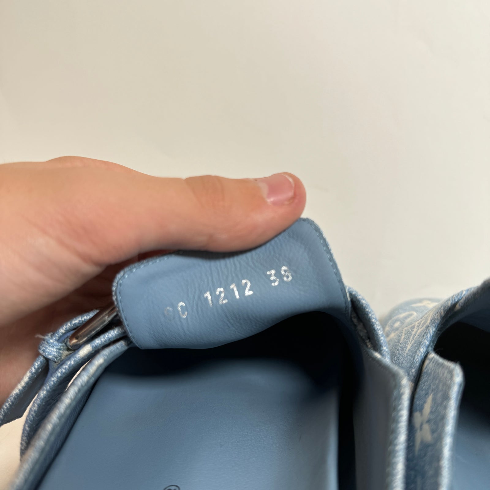 Louis Vuitton Denim Cozy Mules Size 38