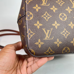 Louis Vuitton Monogram NeoNoe MM Bucket Bag