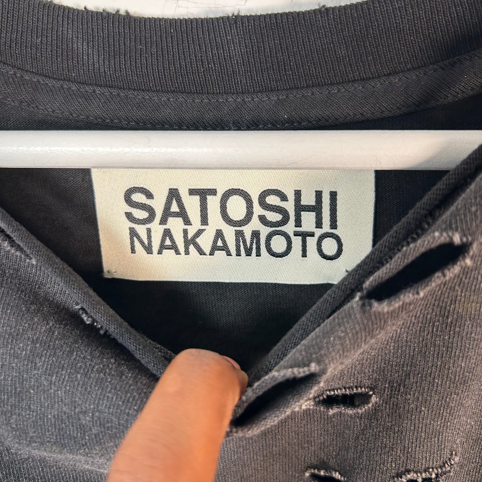 Satoshi Nakamoto Luke Distressed Black Logo T-Shirt Size 2XL