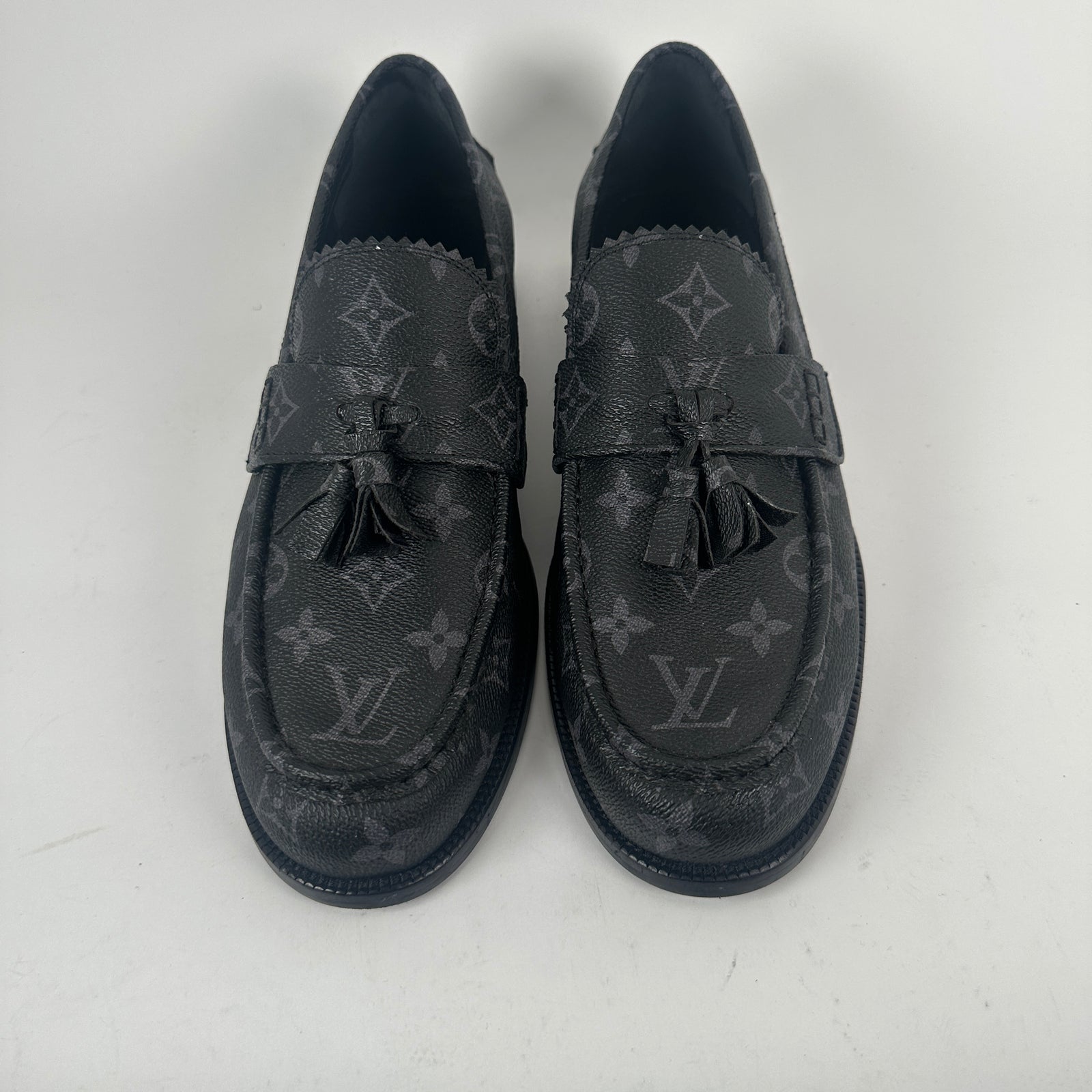 Louis Vuitton Black Monogram Major Loafer Size 9