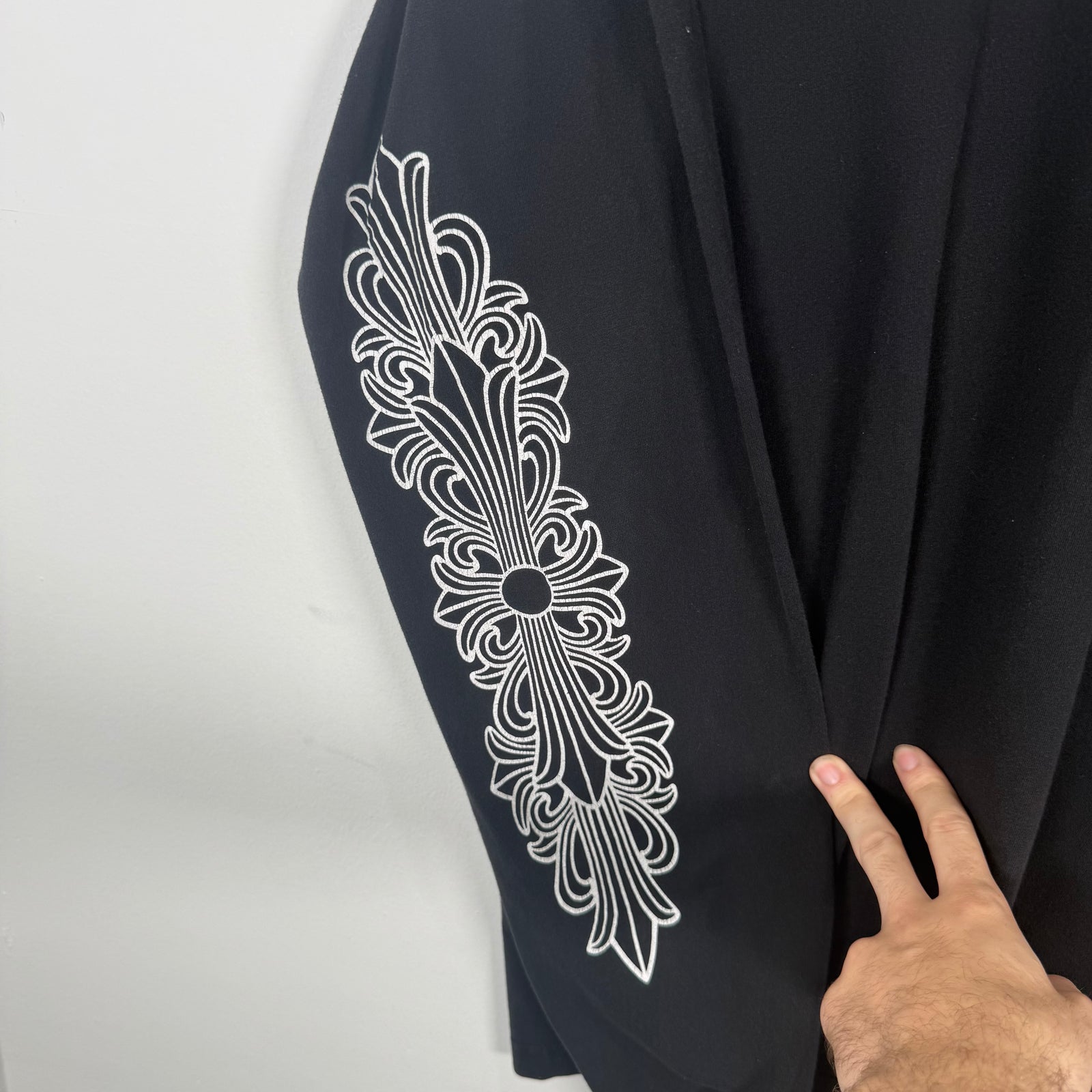 Chrome Hearts Las Vegas Horseshoe Floral Black Longsleeve Size XL