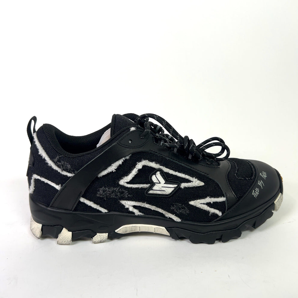Sicko x Vessel 'Born From Pain' Hiking Sneakers
