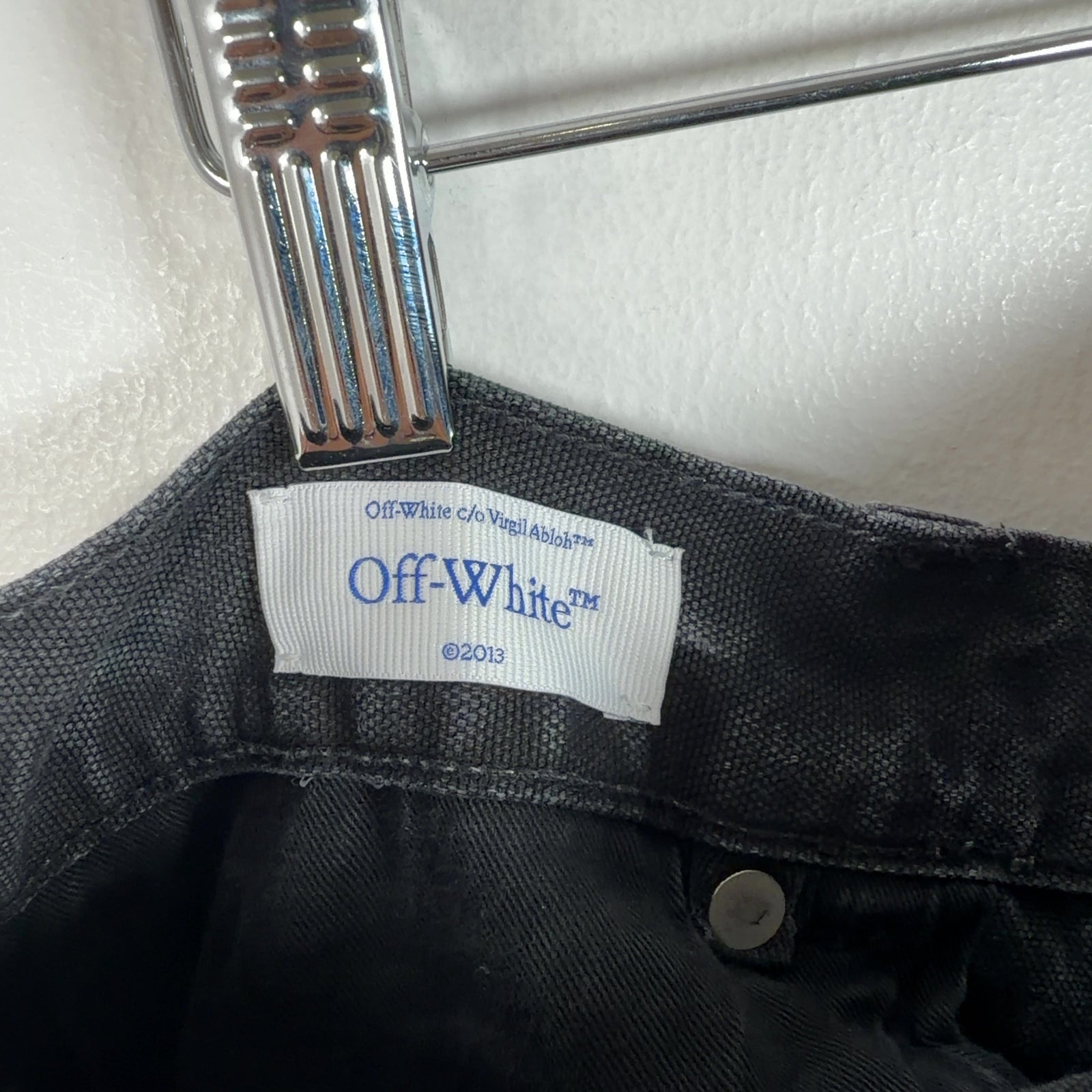 Off-White Cargo Distressed Effect Cargo Pants