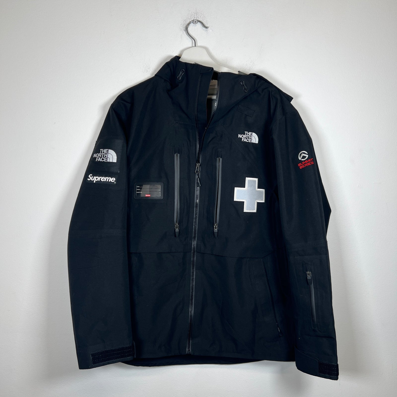 Supreme x TNF Black Rescue Jacket Size L