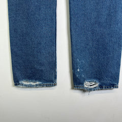 424 Lightwash Distressed Straight Leg Jeans
