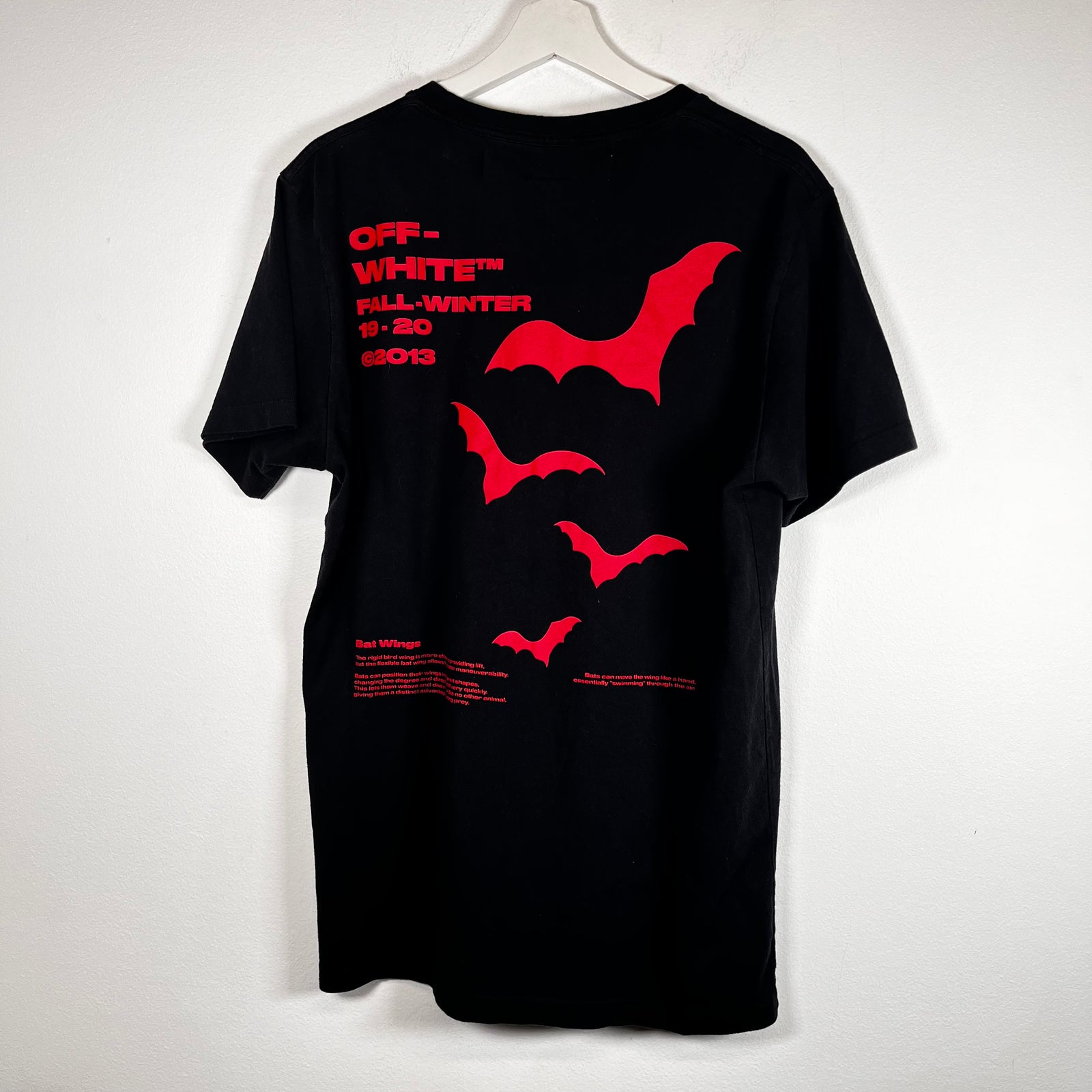 Off-White Bats Graphic T-Shirt Size M