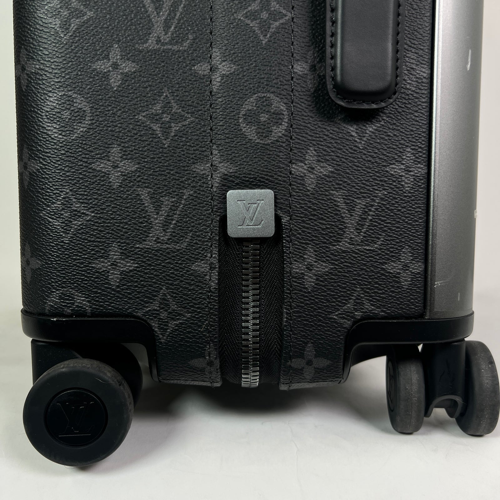 Louis Vuitton Monogram Eclipse Horizon 55 Suitcase