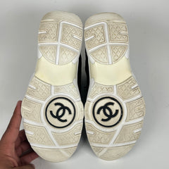 Chanel Black/White Runners Size 40