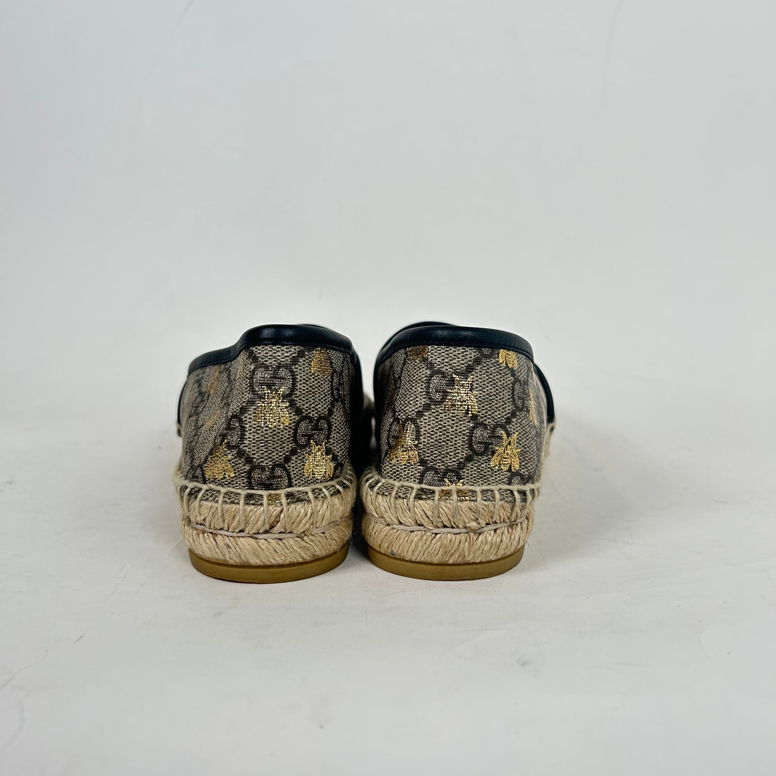 Gucci GG Supreme Bees Espadrille Flats Size 35.5