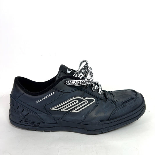 Balenciaga Hamptons Worn-Out Lowtop Sneakers