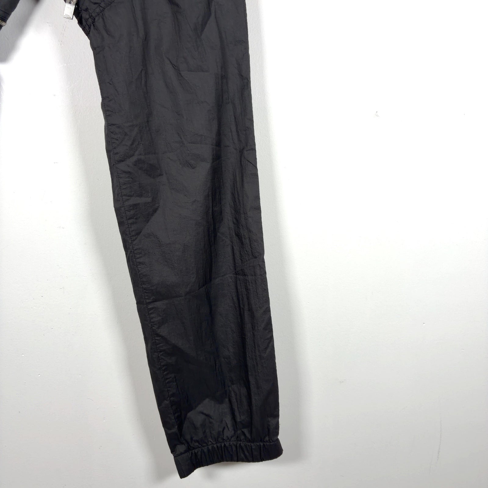 1017 ALYX 9SM Nylon Hybrid Cuffed Detachable Leg Cargo Pants