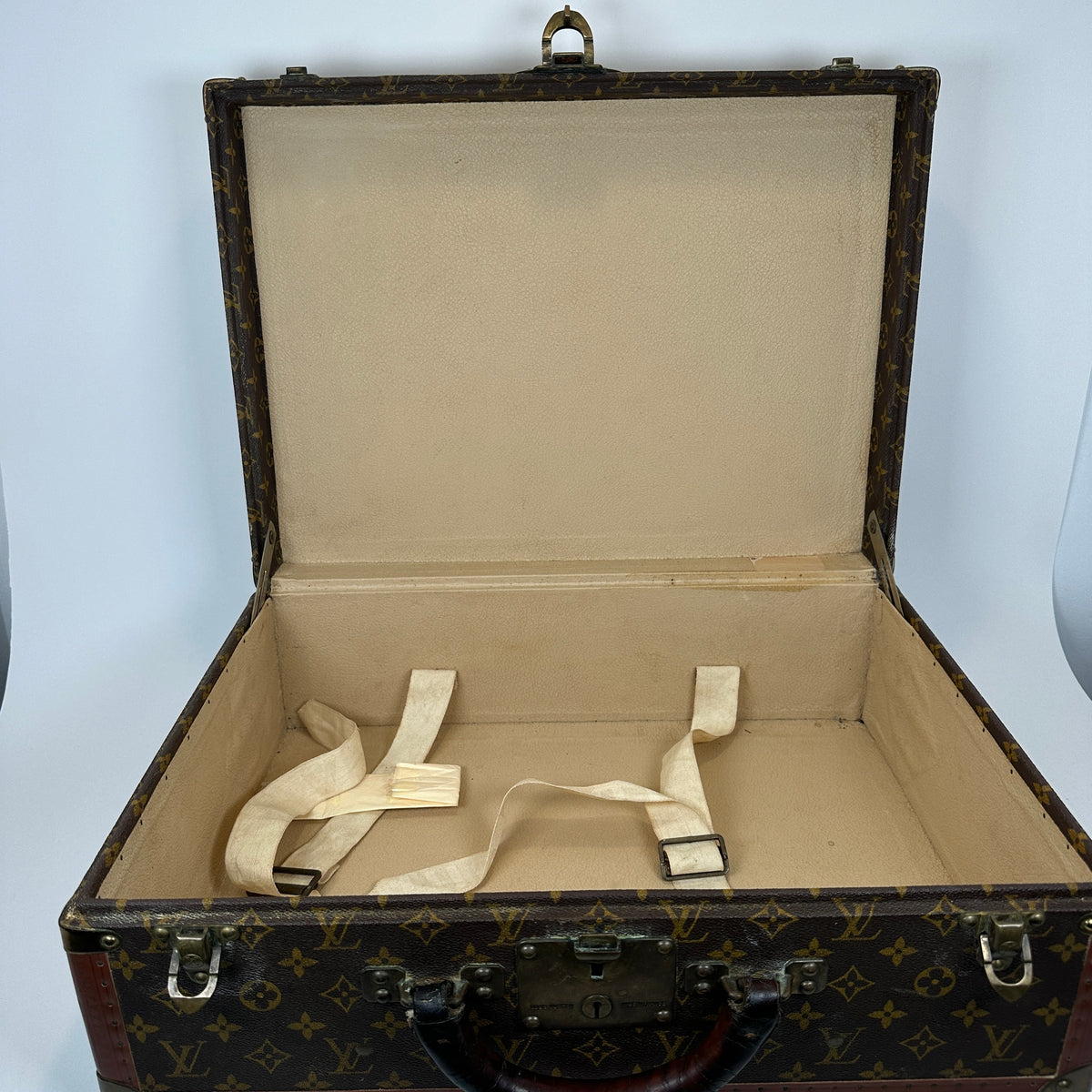 Louis Vuitton 1954 Monogram Alzer 50 Trunk