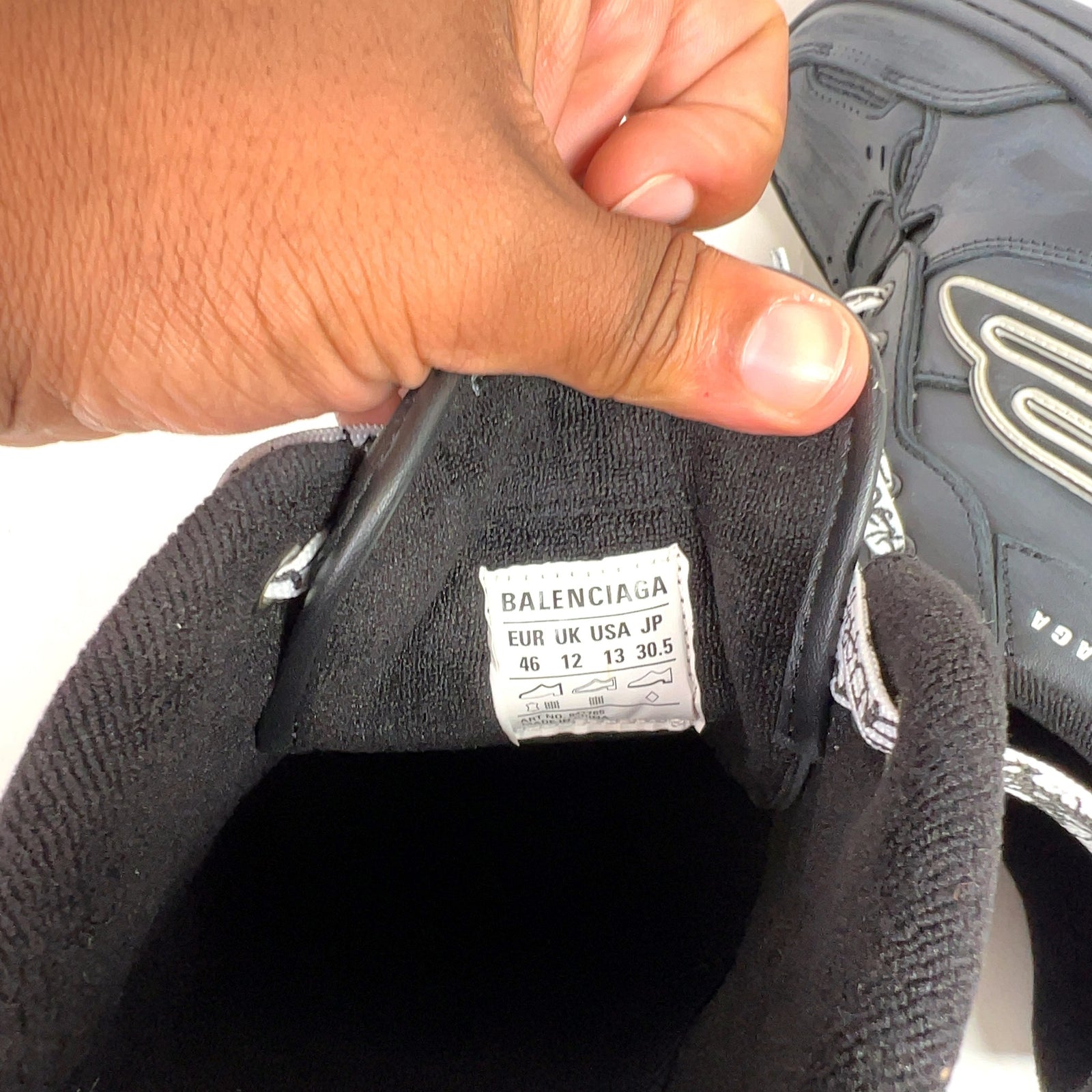 Balenciaga Hamptons Worn-Out Lowtop Sneakers
