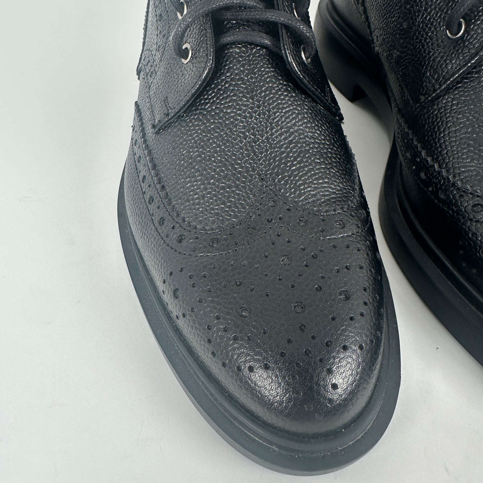 Thom Browne Wingtip Pebble Grain Boot Size 8