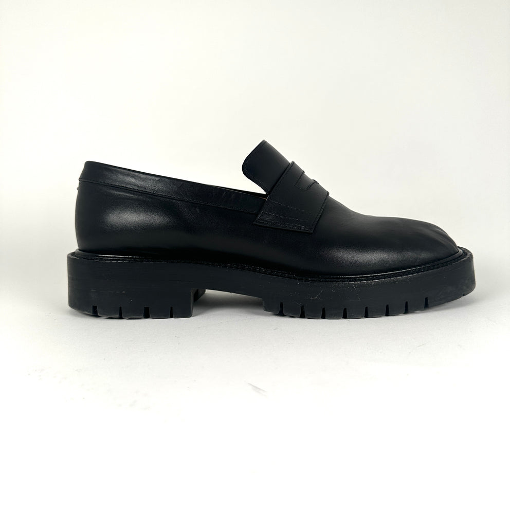 Maison Margiela Tabi Derby Lug Loafer Size 39