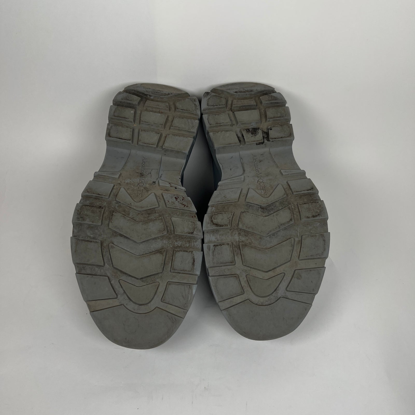 Alexander McQueen Grey Tread Slick Low Top Sneaker Size 45