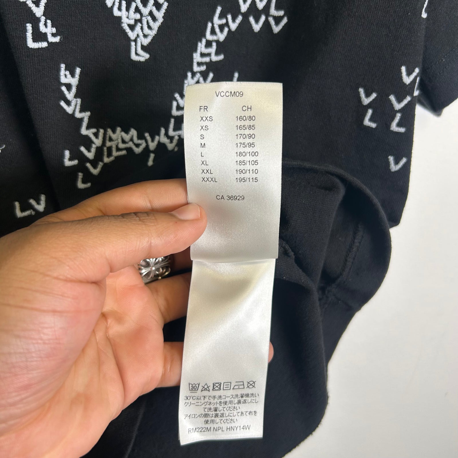 Louis Vuitton Black LV Spread Embroidery T-Shirt Size M