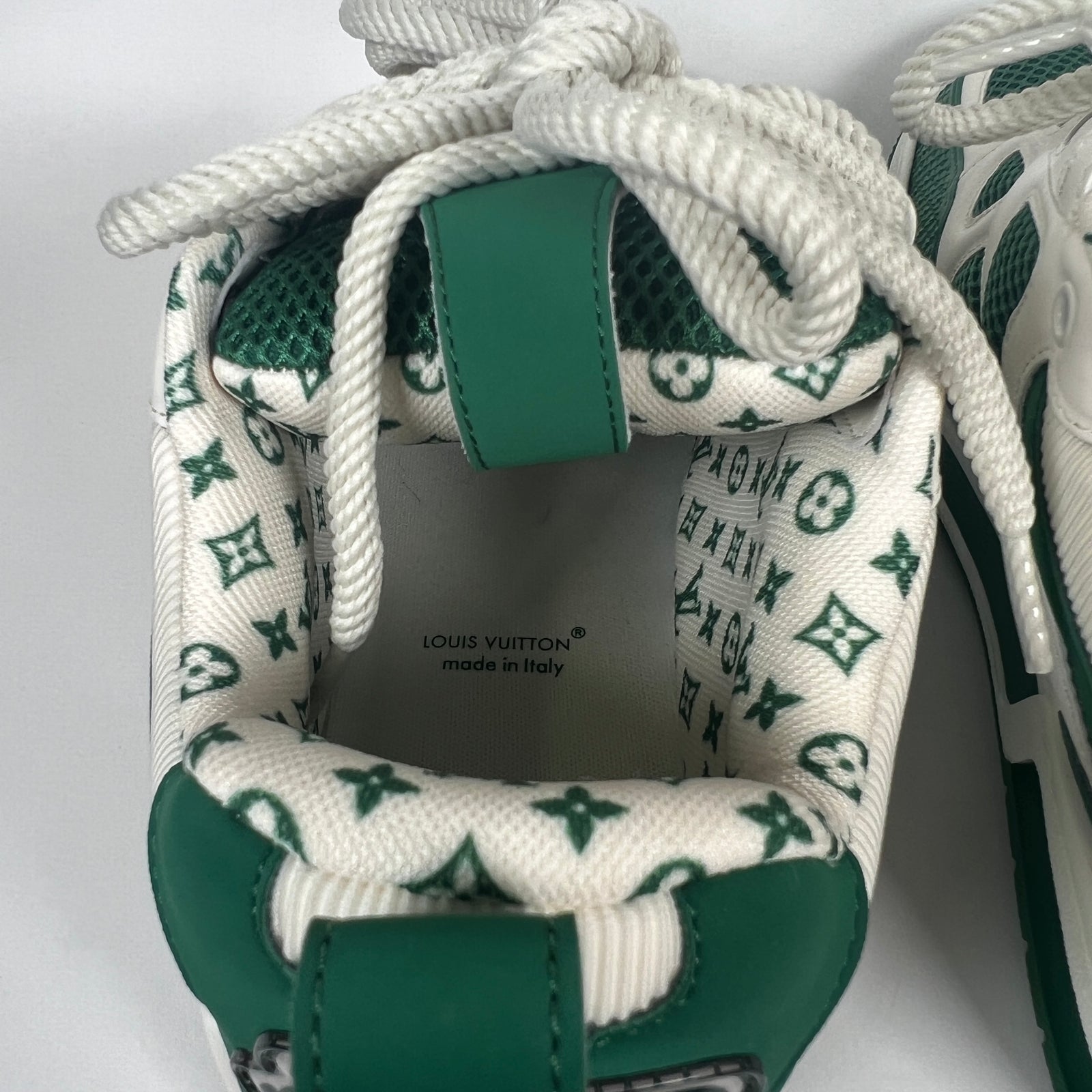 Louis Vuitton Skater Green Size 9.5
