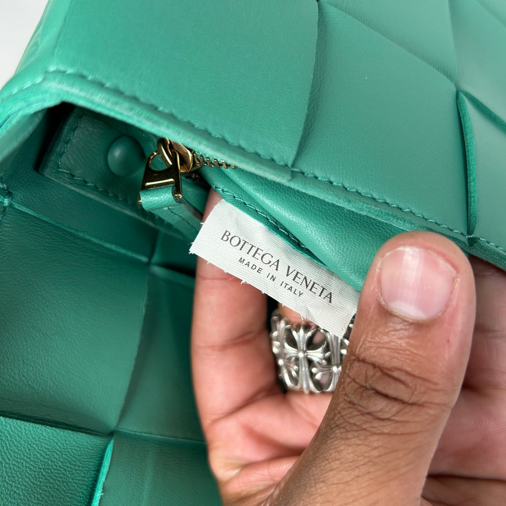 Bottega Veneta Green Intrecciato Lambskin Cassette Crossbody Bag