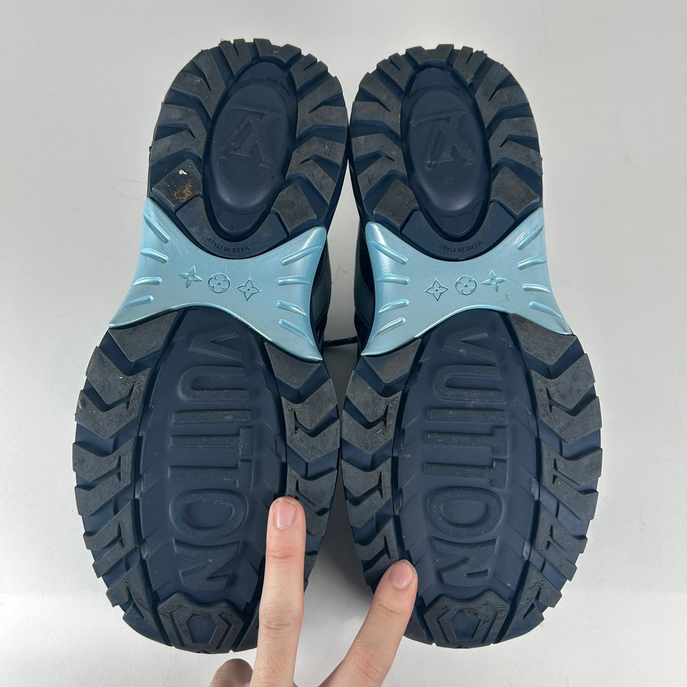 Louis Vuitton Discovery Trainer Size 9LV