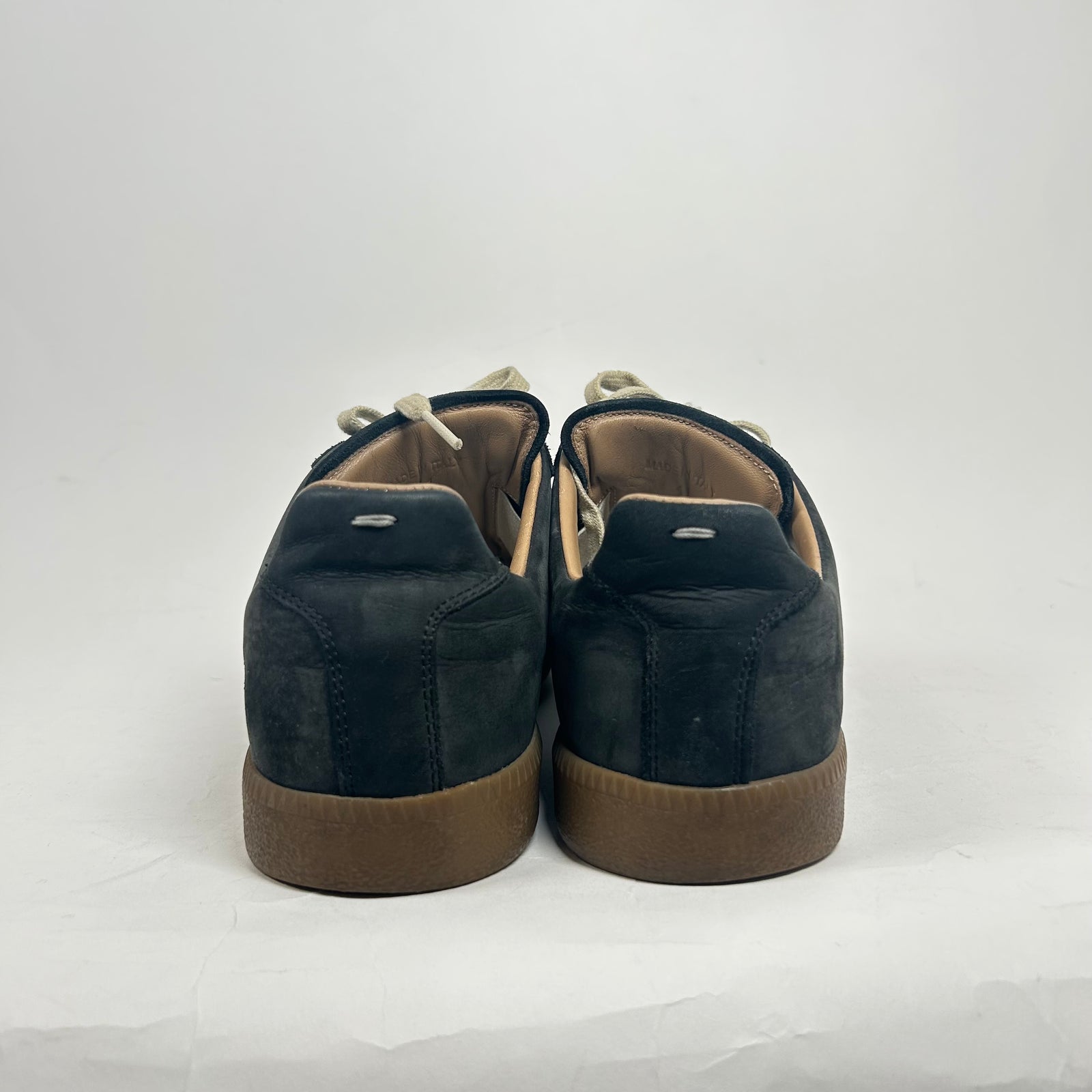 Maison Margiela Black Paint Splatter Gats Size 41