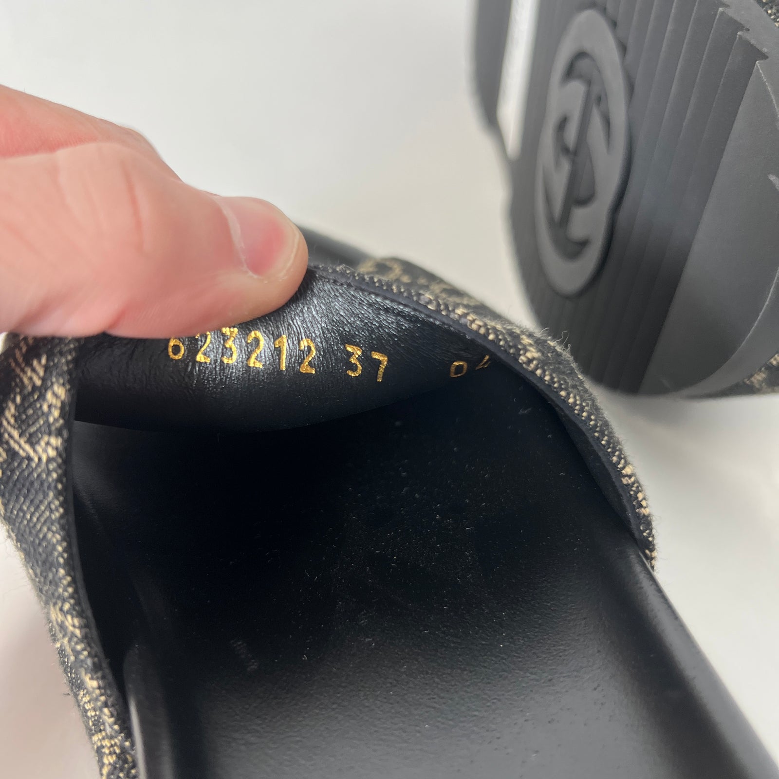 Gucci Black Denim GG Jacquard Sandals Size 37
