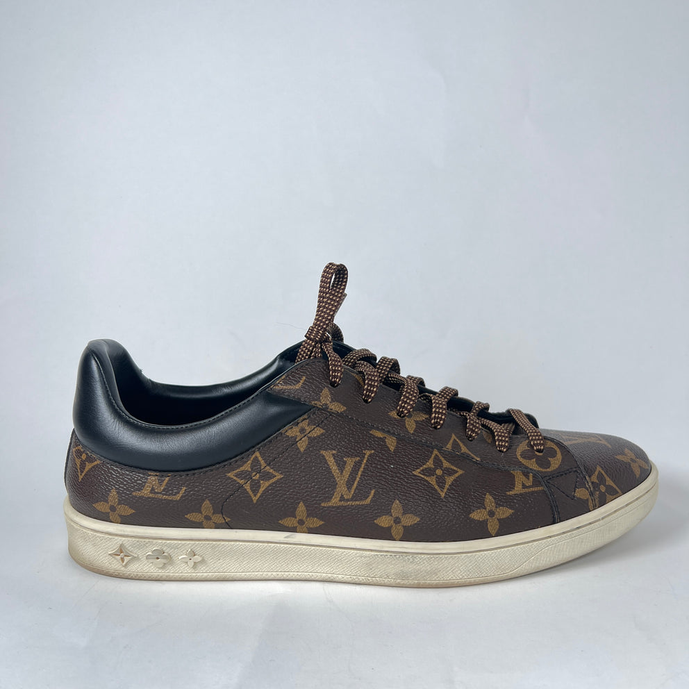 Louis Vuitton Brown Monogram Luxembourg Low-Top Sneaker Size LV 8