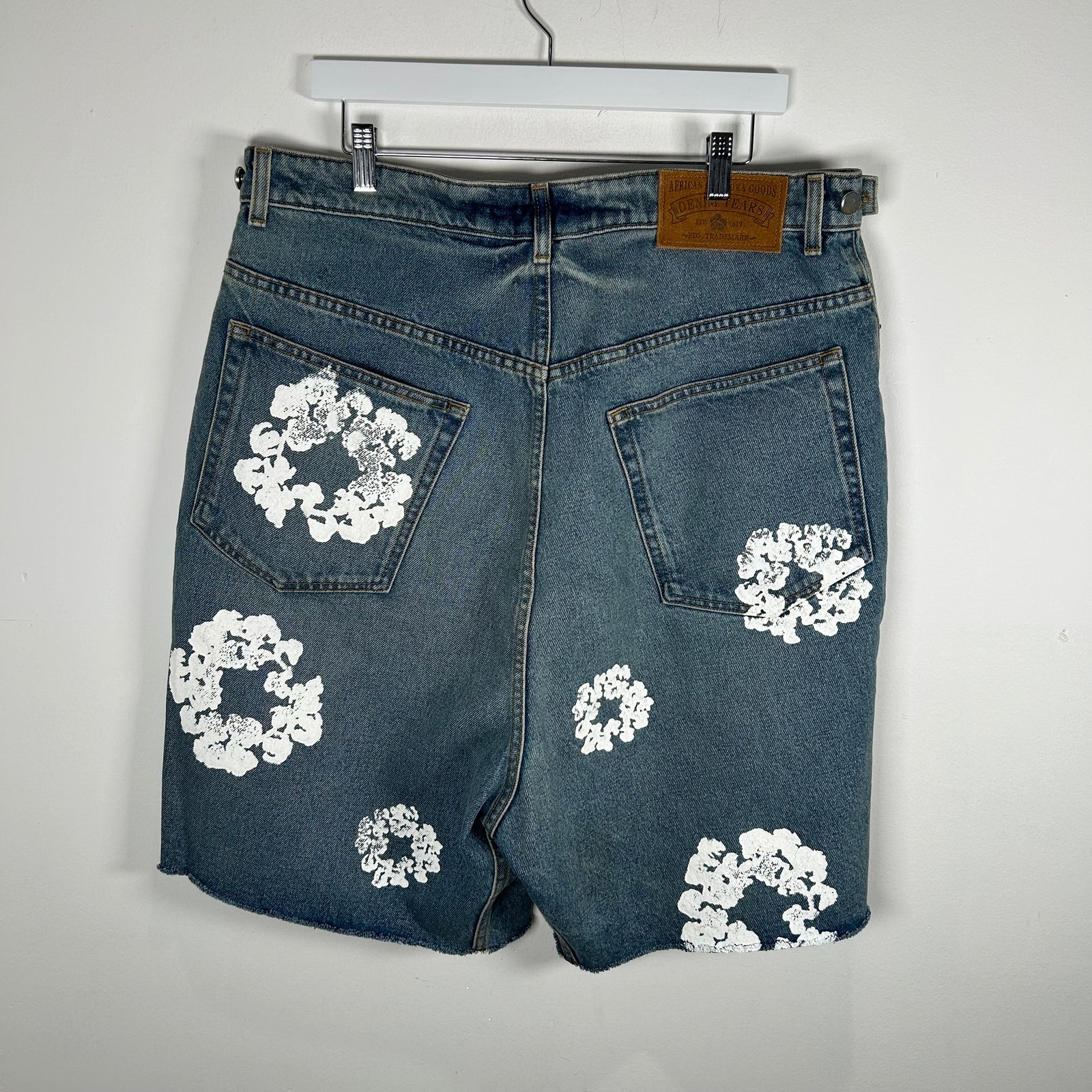 Denim Tears Wreath Logo Denim Shorts Size 38