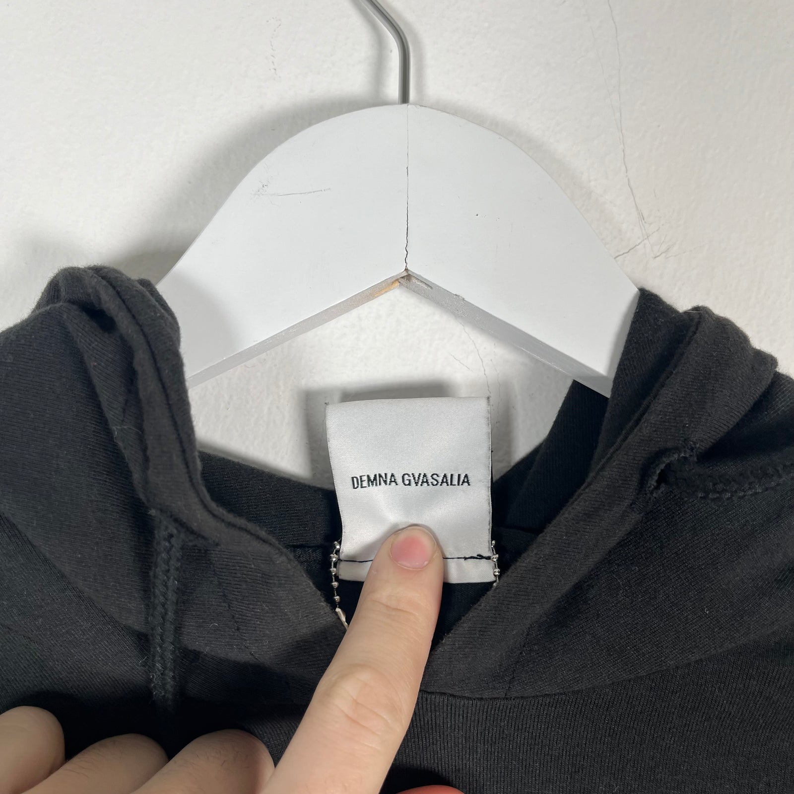 Vetements SS17 Logo Black Shirt Hoodie Size S