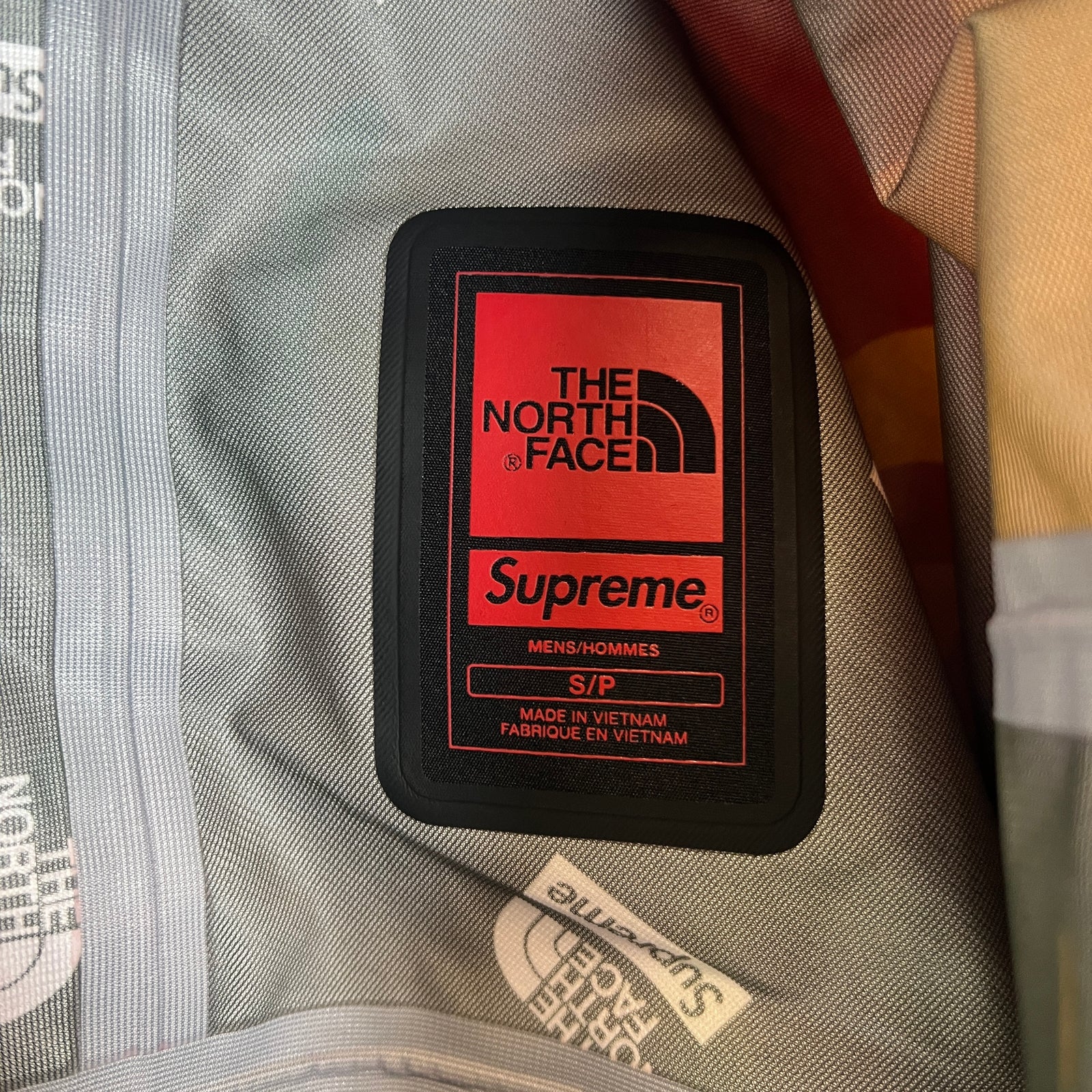 Supreme x The North Face Camo Split Taped Seam Shell Jacket Size S