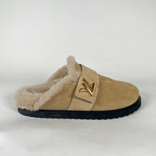 Louis Vuitton Cosy Flat Comfort Clog Size 38.5