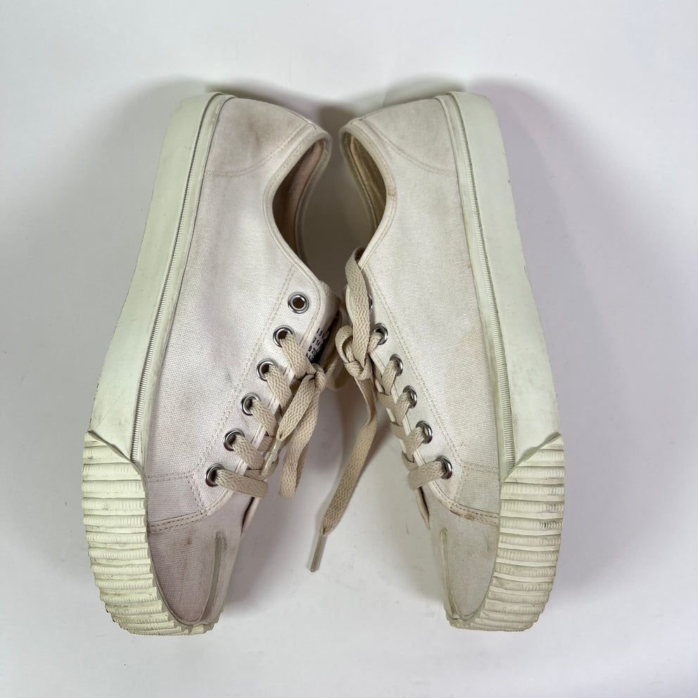 Maison Margiela Canvas Tabi Low-Top Sneaker