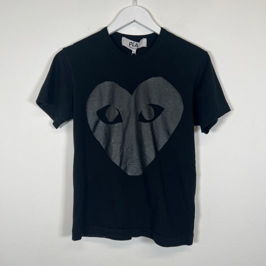 CDG Play Black Heart Logo Tee Sz S