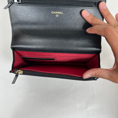Chanel Black/Gold Quilted Lambskin 19 Wallet On Chain
