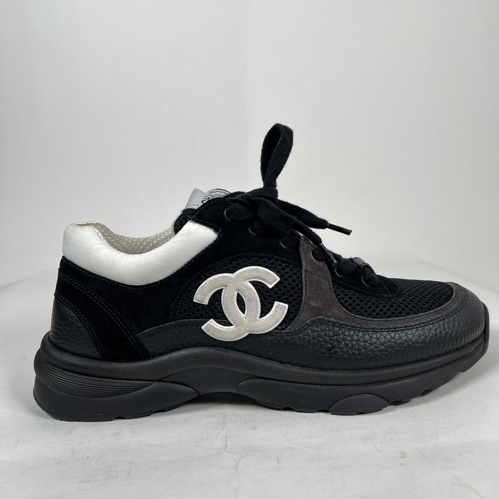 Chanel Black/White Mesh Suede Grained Calfskin Interlocking CC Runners Size 39.5