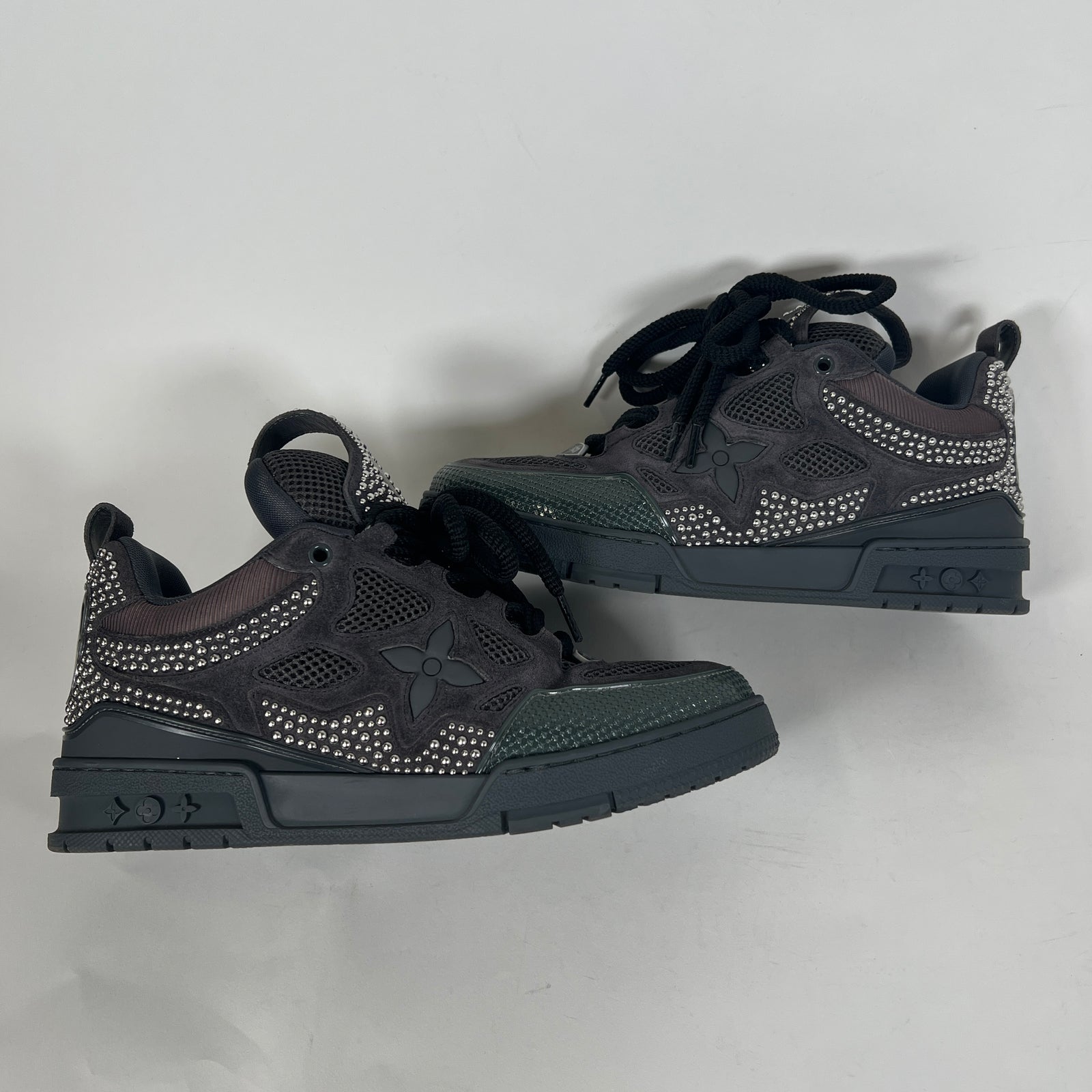 Louis Vuitton Skates Stud Grey Size LV 8