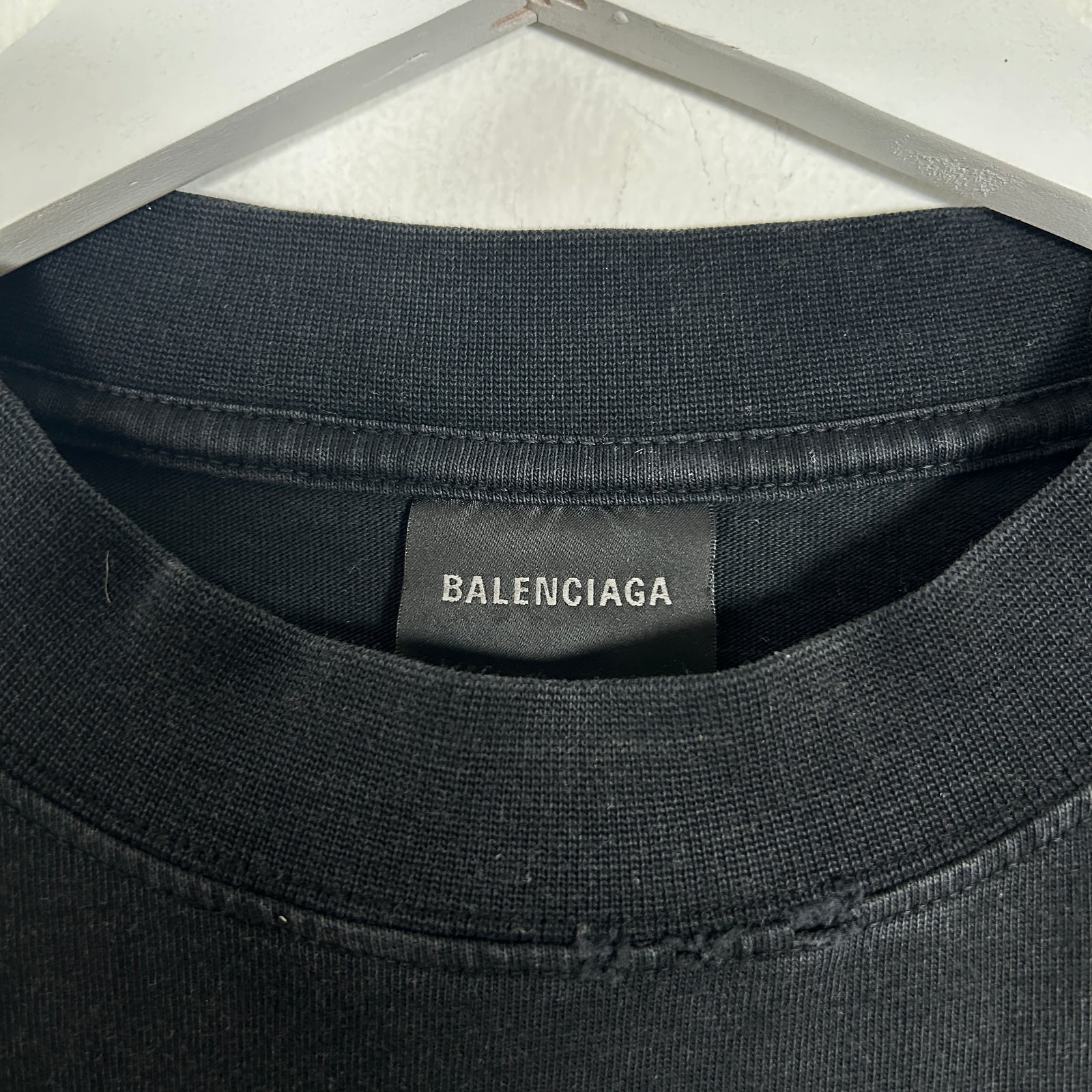 Balenciaga 'Be Different' Graphic T-Shirt Size XL