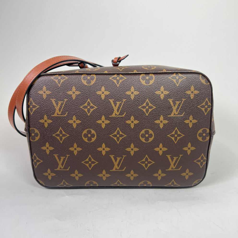 Louis Vuitton Monogram NeoNoe MM Bucket Bag