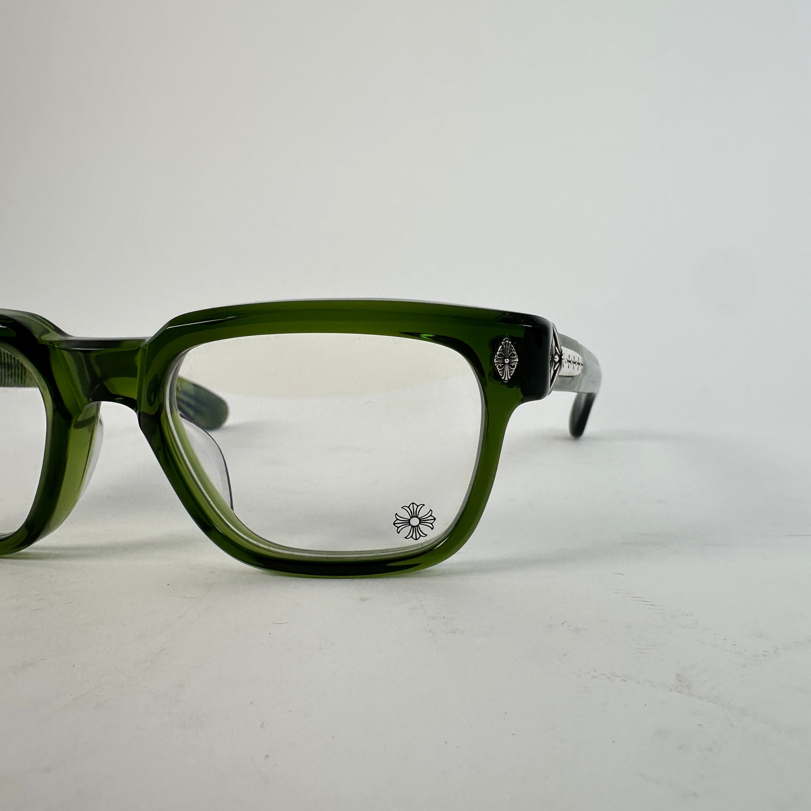 Chrome Hearts Green 'Pen 15' Glasses