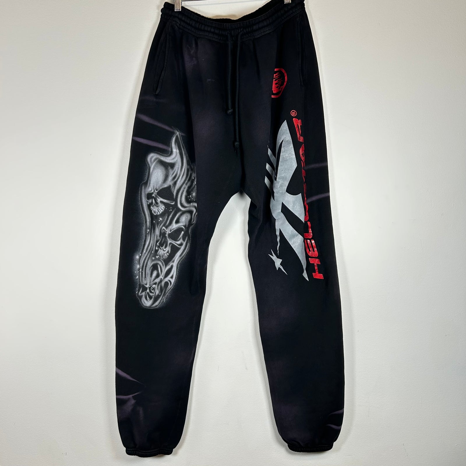 Hellstar Black Airbrushed Skull Sweatpants Size XL
