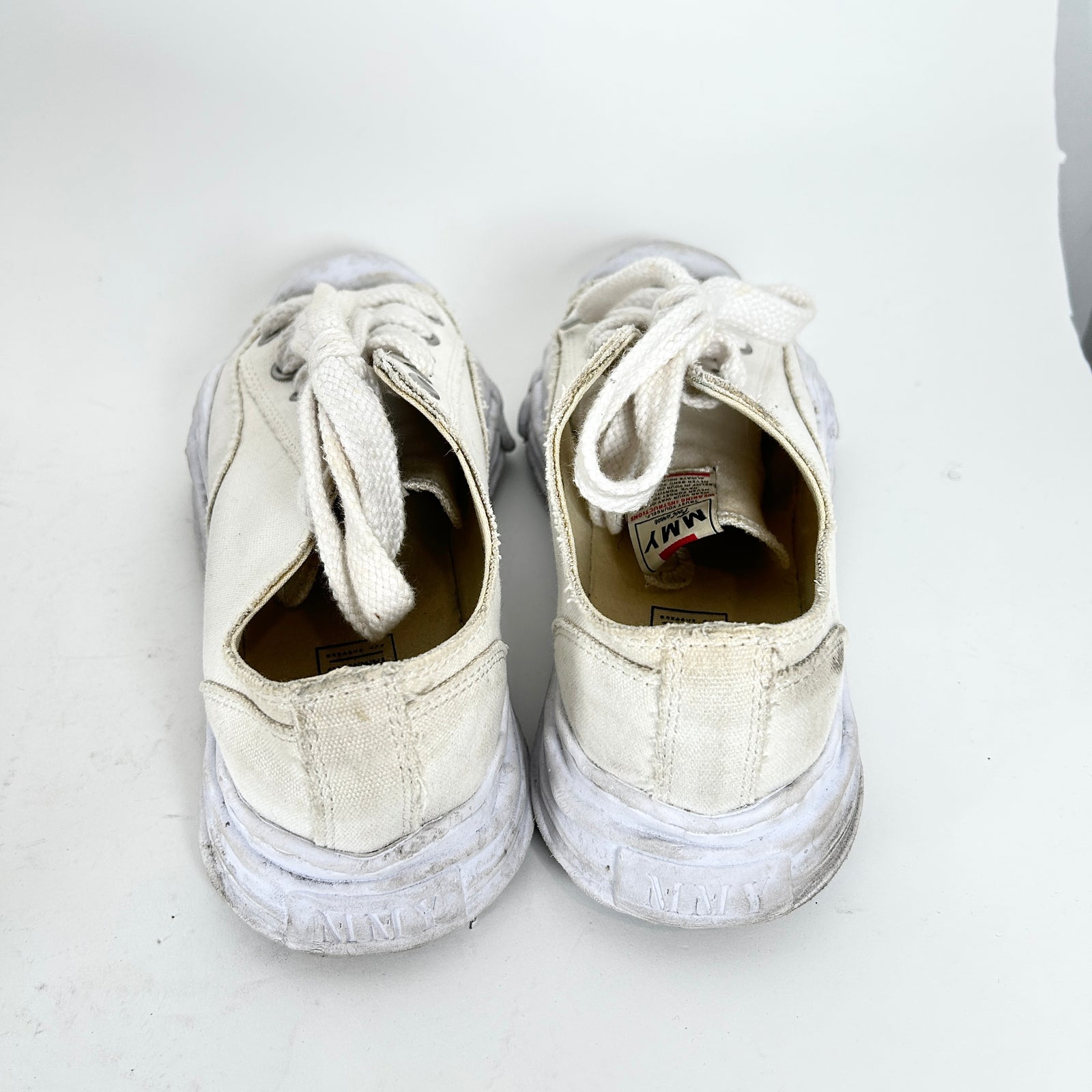 Maison Mihara Yashiro Classic White Low Tops Size 44