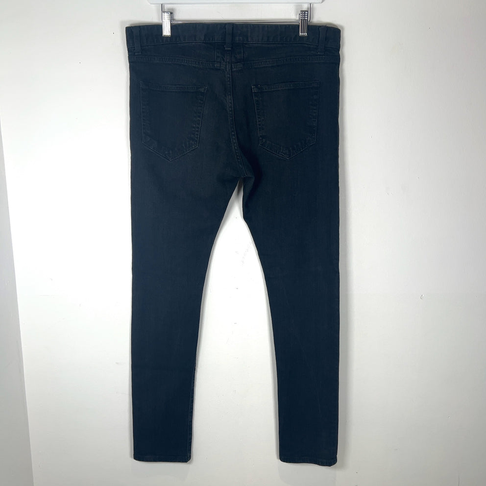 Saint Laurent D02 Skinny Jeans