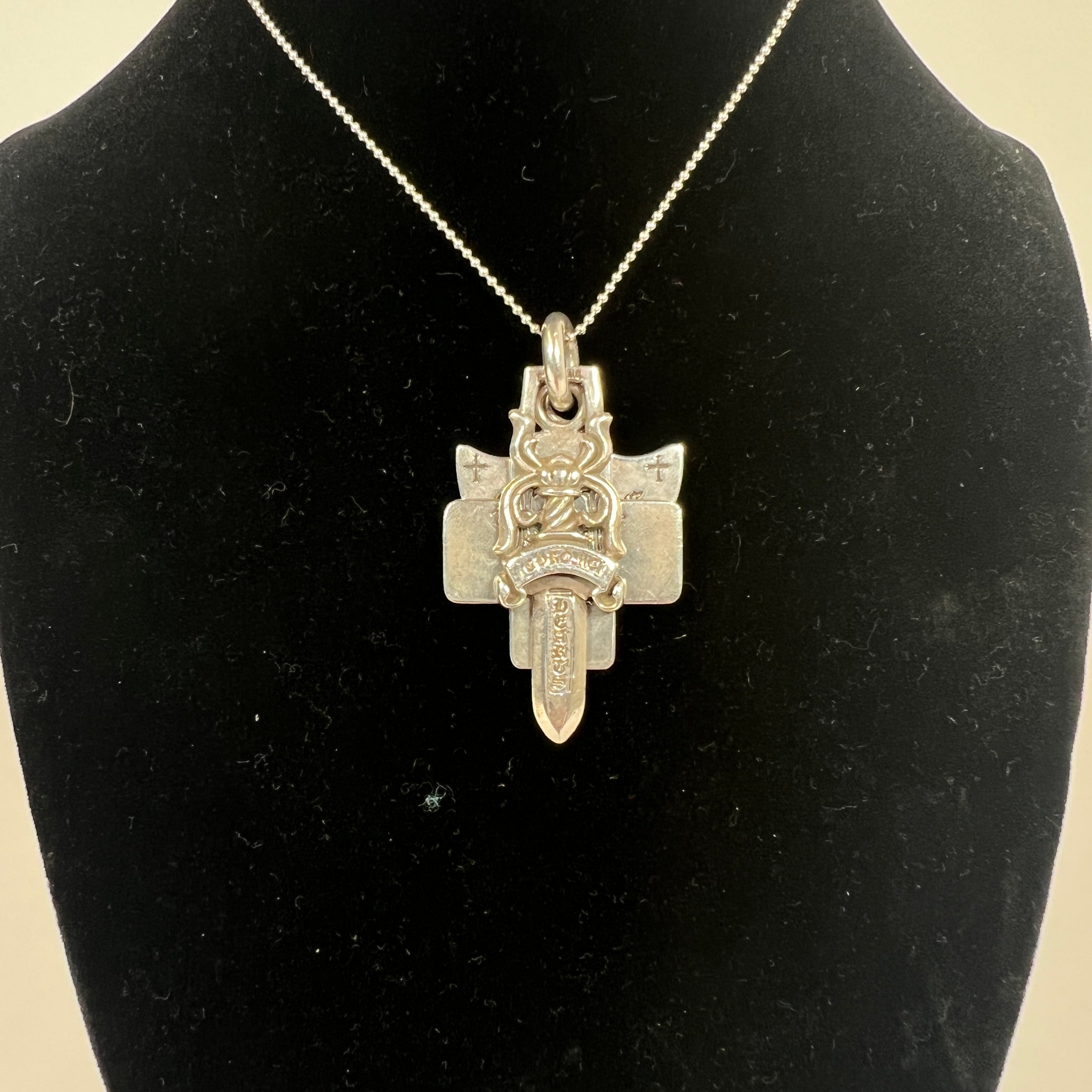 Chrome Hearts 3 Trinkets Pendant – Street Commerce