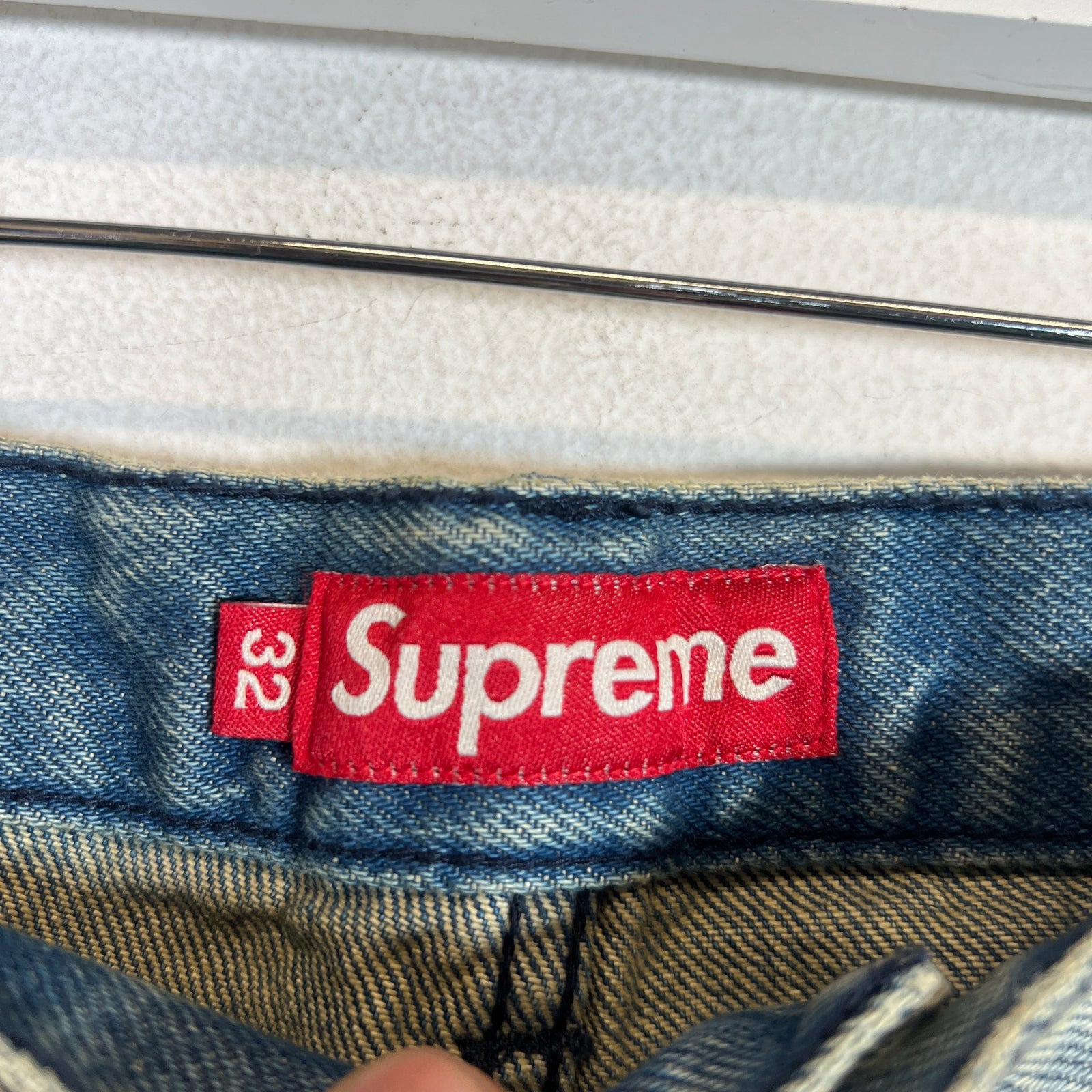 Supreme Star Topstitch Baggy Lightwash Jeans Size 32