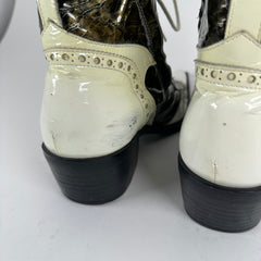 5351 Pour Les Hommes Cut-Out White Patent Leather Pointed Boots Size 7