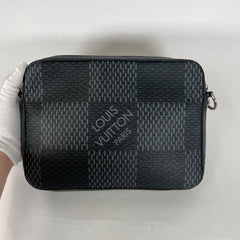 Louis Vuitton Trio 3D Damier Messenger