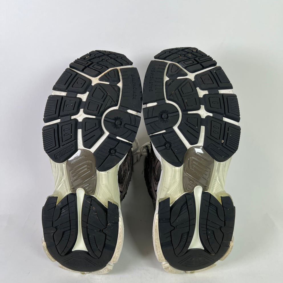 Balenciaga Runner Hightop Sneakers
