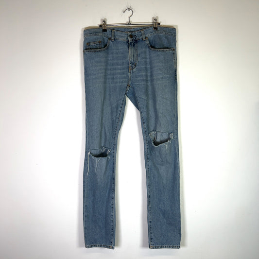 Saint Laurent D02 Lightwash Distressed Jeans